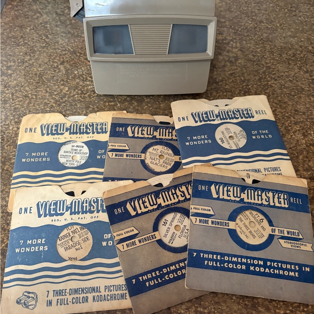 Vintage View-Master Reels and Viewer - Blue/Tan Packaging